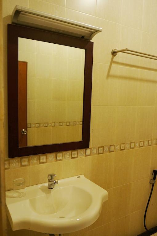 Feodora Airport Hotel Palembang Kamer foto