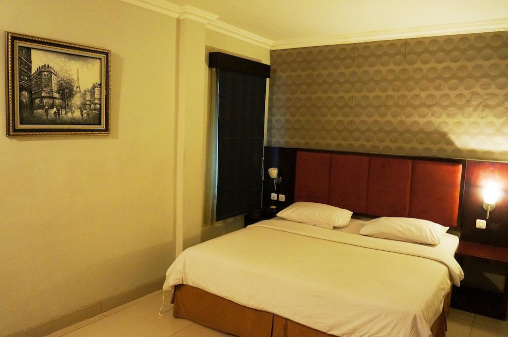 Feodora Airport Hotel Palembang Kamer foto